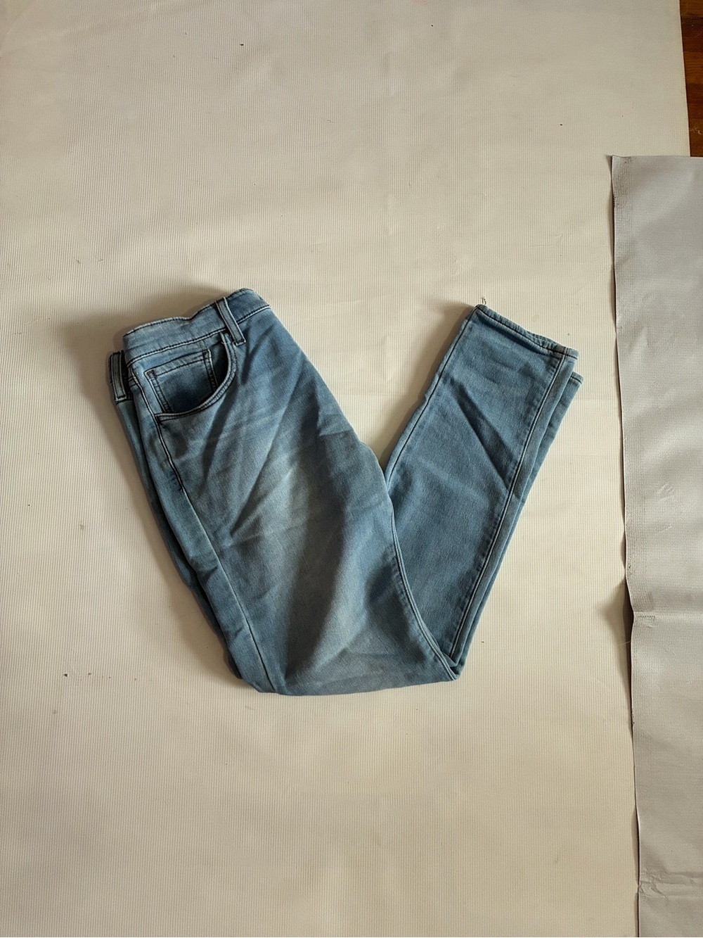 UNIQLO EZY FIT SKINNY JEANS SIZE M BLUE